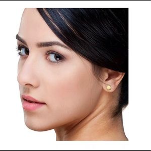 NWOT 10 KT yellow gold ball  studs 6mm for men or women